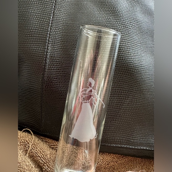 Glass Vase with Etched Lady Golfer - Picture 2 of 3
